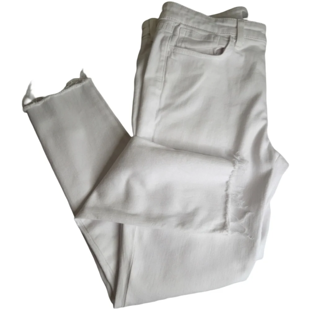 JOE’S WHITE JEANS, Sz 38‎ Raw Hem